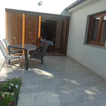 Apartman Three Little Birds 2plus2