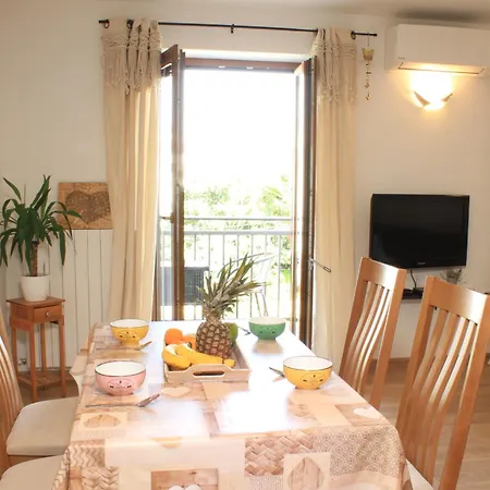 Three Little Birds Διαμέρισμα