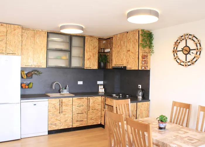 Three Little Birds Ρόβινι